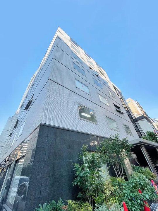 株式会社eeが官公庁の文書電子化を受注、図面や機密書類のペーパーレス化を推進