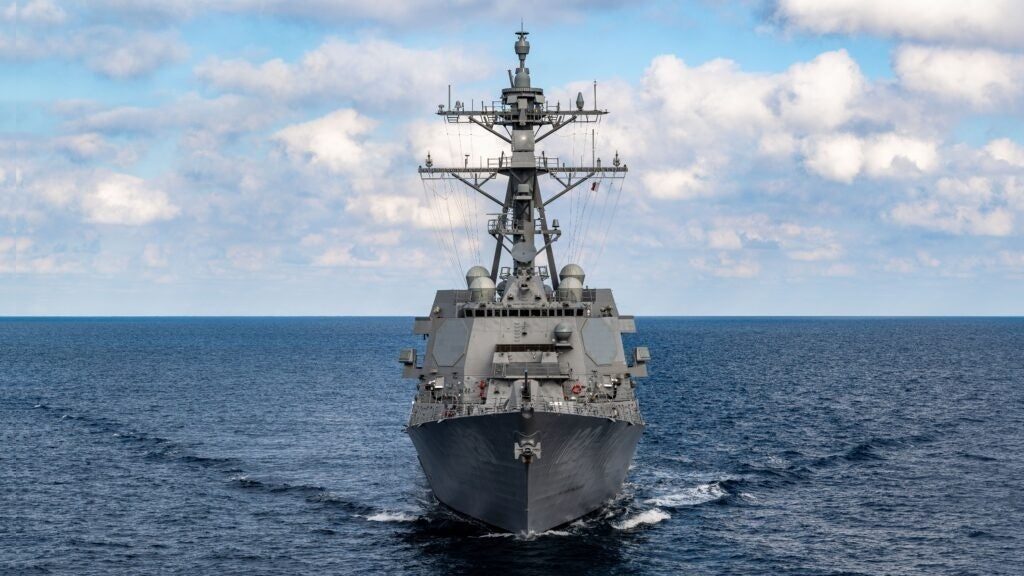 米レイセオン、SPY-6レーダー製造で18億ドルの契約延長を受注。生産量倍増へ設備投資