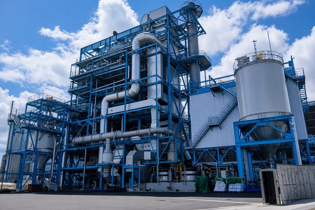 住友重機械、宮崎県に10MW級の鶏糞専焼発電設備を納入 資源循環を支援