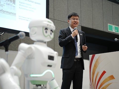 CP Robotics、小売向けフィジカルAIソリューションとロボット2機種を発表